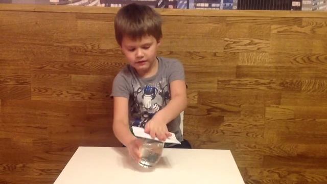 Фокусы для детей. Фокус с водой. смотреть онлайн