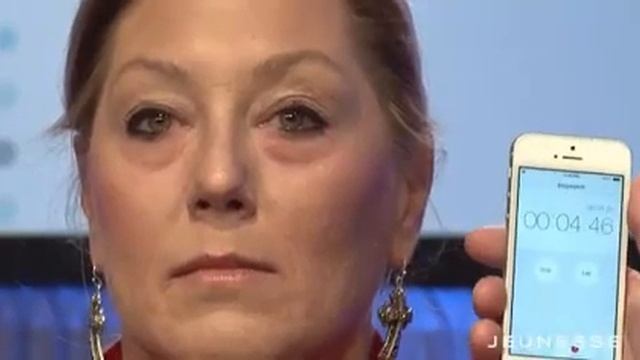 Крем Instantly Ageless смотреть онлайн