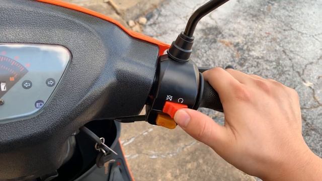 Taotao ATM 50-A1 Gas Street Legal Scooter смотреть онлайн