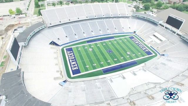 University of Kentucky Wildcats Commonwealth Stadium HD P3 Pro Drone смотреть онлайн