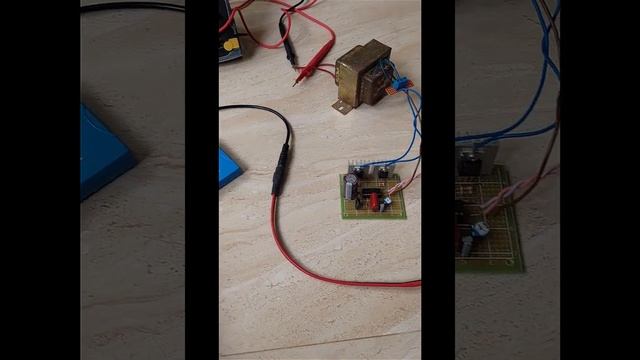 300W SG3525 based 12VDC to 220VAC Inverter смотреть онлайн