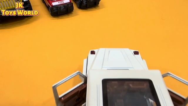 “Ultimate Scale Model Comparison: Jeep Rubicon vs Mercedes G-Class 🚙🔝” смотреть онлайн