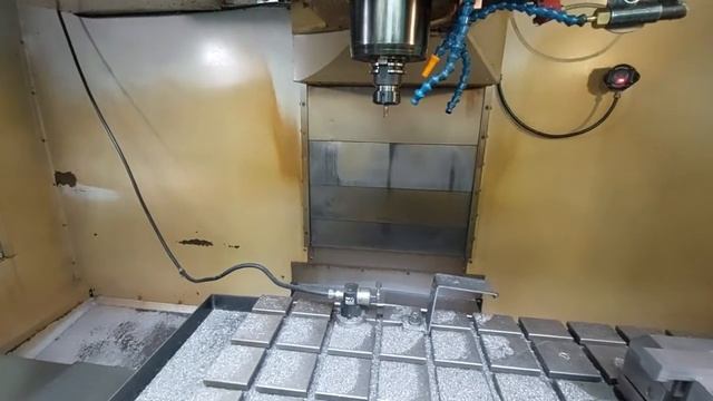 HAAS Auto tool length Renishaw TS27R смотреть онлайн