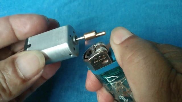 How to remove the eccentric wheel shaft of hair trimmer motor смотреть онлайн
