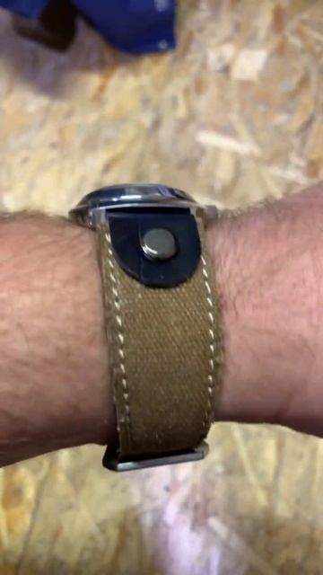 Канвас и крокодил! Оригинальные ремешки для оригиналов! Штучная работа! смотреть онлайн