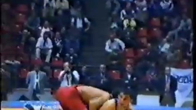 85 кг. Х. Ярлыкайя - 2 (Ч.Е. 2001) смотреть онлайн