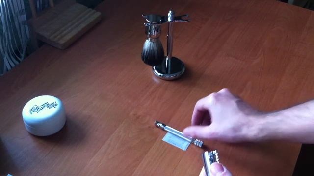 Merkur 23C (Merkur 180) Long Handled Double Edge Safety Razor Unpack