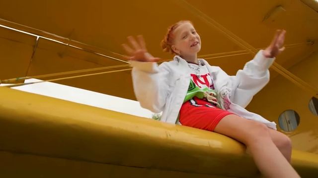 MILANA FILIMONOVA LETO PREMERA KLIPA 2021 Music Video  Spaces Im