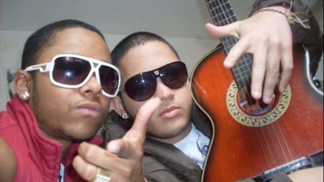 Todo el año - Los de la T Dj san y Drach смотреть онлайн
