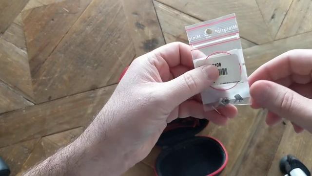 What to expect When sending in your watch for servicing with Swatch Group смотреть онлайн