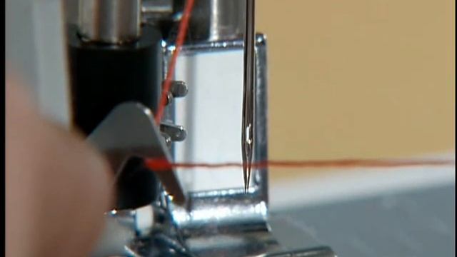 Brother SQ9050 Upper Threading смотреть онлайн