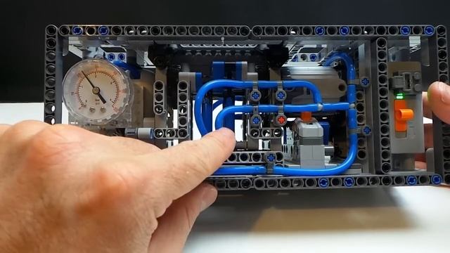 LEGO Technic Auto Start Air Compressor Build Your Own смотреть онлайн