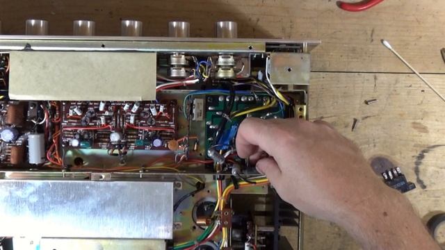 Marantz 2230 Stereo Receiver Repair/Recap Part 2 - Replacing the Rectifier Bridge смотреть онлайн