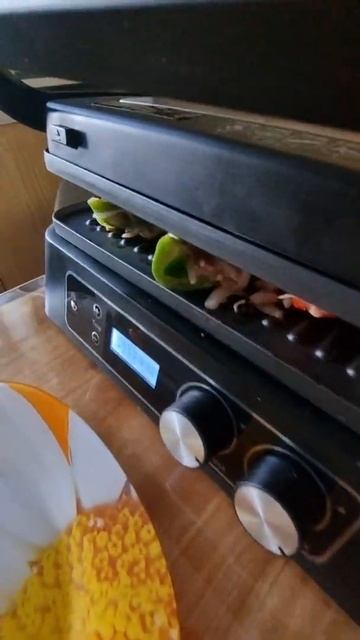 Вкусный обед смотреть онлайн