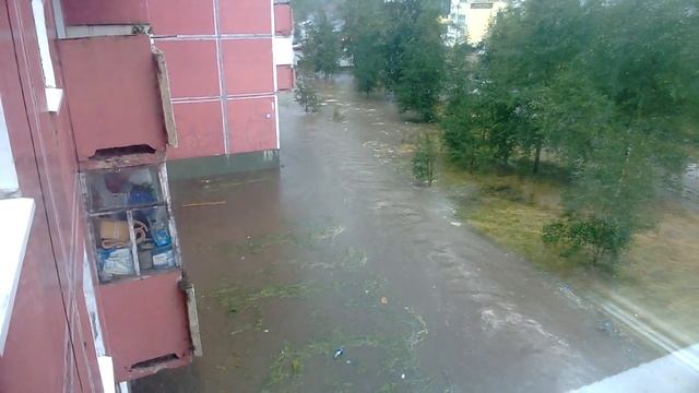 Зарождающийся потоп в Ноябрьске 2 смотреть онлайн