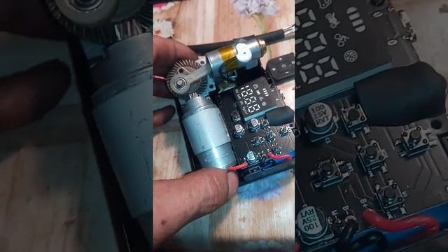 ThiEYE разборка компрессора AirKit-2 смотреть онлайн