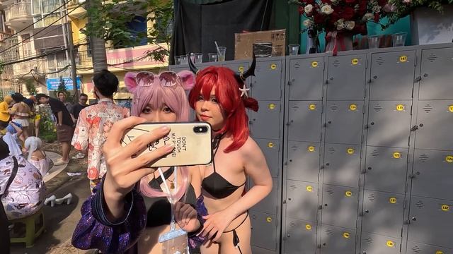 Cosplay Pool Party - 9/7 смотреть онлайн