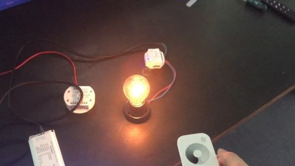 Use Power-up fucntion test video (RT6 and S1-B triac dimmer)