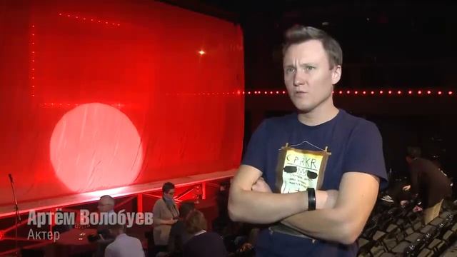 МХТ им Чехова Спектакль 19 14 Интервью на фоне спектакля