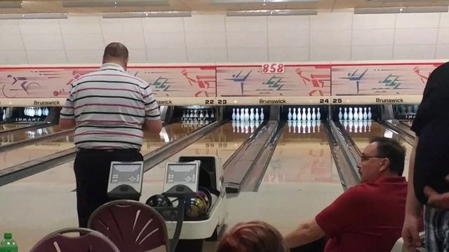 4/19/18 Larry Achten 300 Game смотреть онлайн