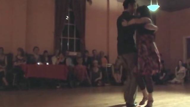 Alex Krebs & Luciana Valle - Campo Afuera (Rodolfo Biagi) (Northstar Milonga, Portland 2010).avi смотреть онлайн