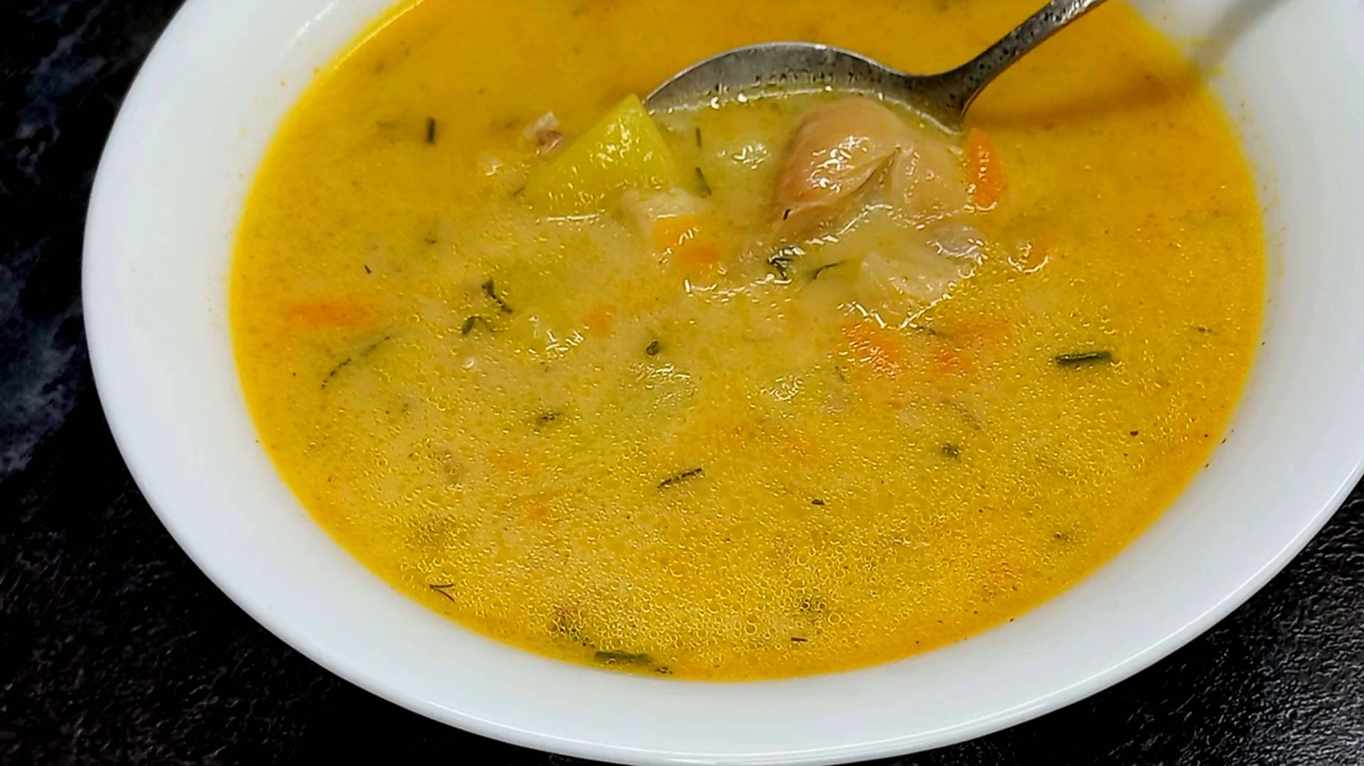 Суп сырный с копченой курицей смотреть онлайн