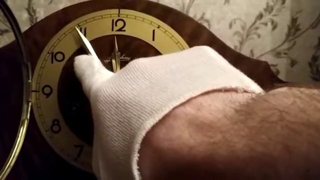 Антикварные часы JUNGHANS Westminster смотреть онлайн