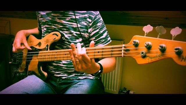 U2 - 4th Of July (Bass Cover) смотреть онлайн