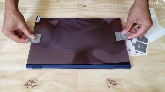 Galaxy Book Flex Screen Protector - Installation & Review смотреть онлайн