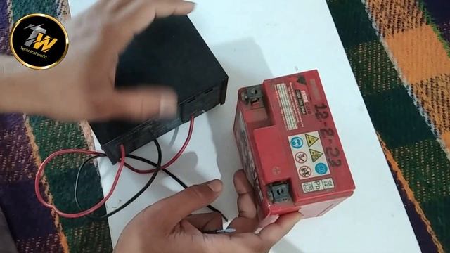 12 volt dc to 220 volt AC converter| dc to ac converter|inverter смотреть онлайн