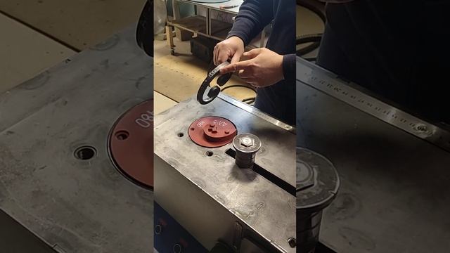 Холодная ковка. Лекало ДЛ-5 с посадкой под станки Профи. Бублик 155*110 смотреть онлайн