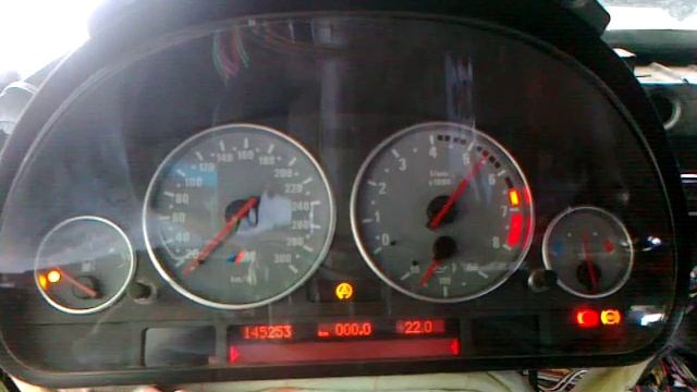 BMW E30 V8 5.0 7000 o/min смотреть онлайн