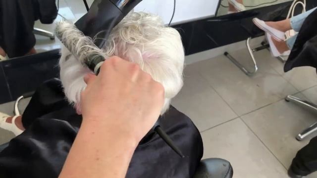 Short hair blow dry step by step -Amal Hermuz #amalhermuz #vivyanhairdesign смотреть онлайн