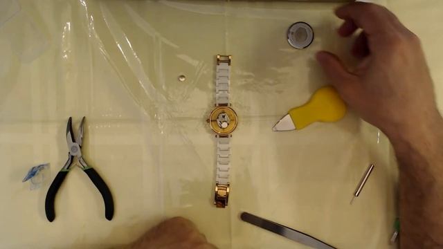 Anne Klein - Diamond Watch - Battery Replacement смотреть онлайн