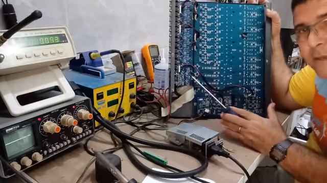 Manutenção mesa Bheringer x2222 смотреть онлайн