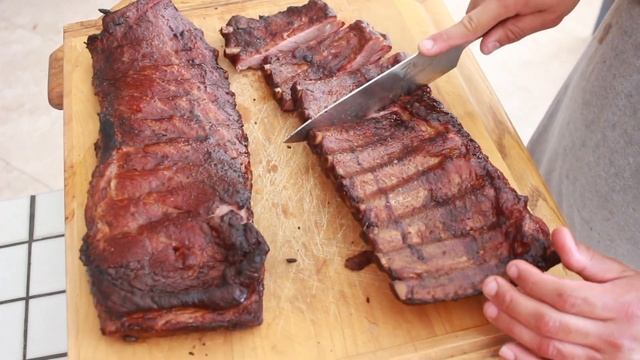 Ribs on the Oklahoma Joe, Weber Smokey Mountain 22in and the Pitbarrel смотреть онлайн