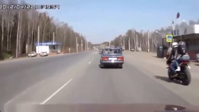 Авто приколы на дорогах выпуск №2 нарезка, видео приколы 2014 смотреть онлайн