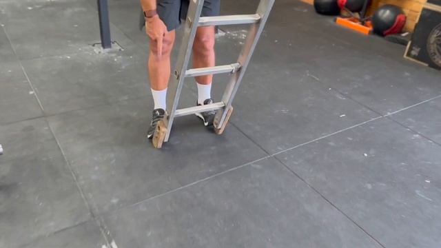 Heavy Front Squats // RGD Fitness смотреть онлайн