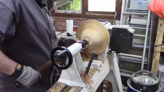 04 Turning a weird shaped bowl смотреть онлайн