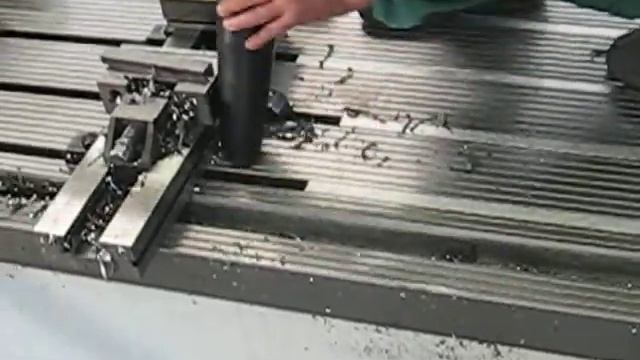 DG100 Machine tool cleaning смотреть онлайн