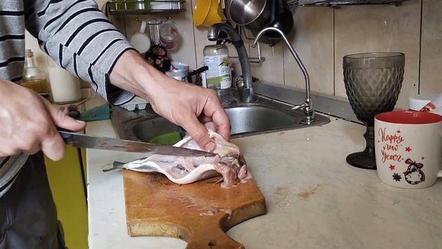 Варенье из шишек. Разобрал пылесосы. Готовлю сибаса. Мощьный заезд на приёмку. Тусанул на выпускном смотреть онлайн