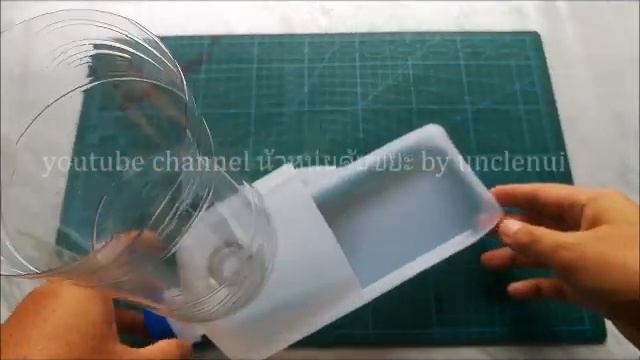 ที่ให้อาหารแมว DIYจากขวดพลาสติก ♻️ recycle from waste by unclenui смотреть онлайн