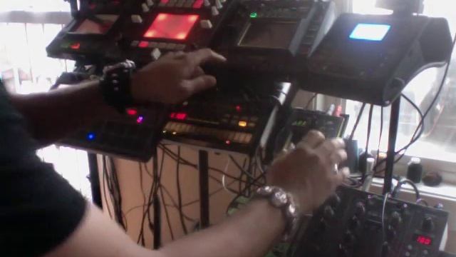 "underground music" смотреть онлайн
