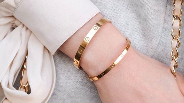Cartier Love Bracelet Size 17 Or 18: How To Choose?