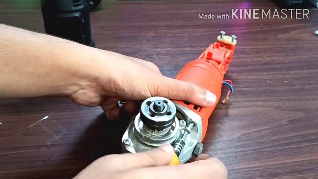 How to make a 12v Dc Hand-grinder machine || using RS755 Motor смотреть онлайн