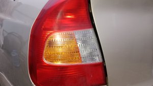 как поменять лампочку заднего фонаря на хендай акцент, Hyundai accent