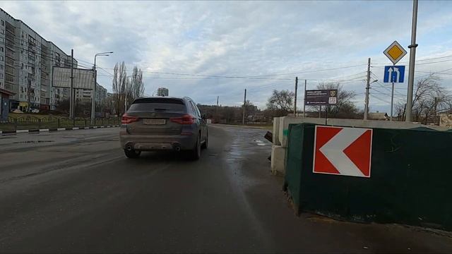 От одного конца города в другой за 40 минут смотреть онлайн