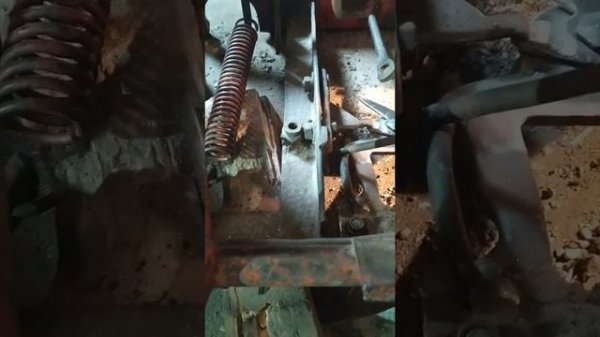 режу ,варю ,сверлю,болгарю ,ремонтирую вязальный аппарат на пресс подборщик Киргизстан