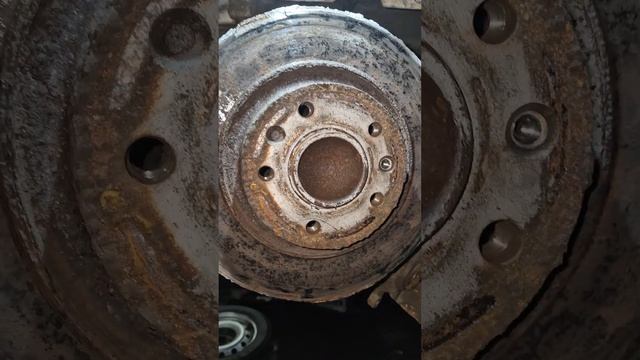 How to replace rear disc and brake pads on 2014 Peugeot Expert/Citroën dispatch смотреть онлайн