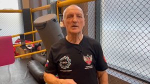 Работа боксера с гантелями. Как выбрать вес? Бой с тенью.